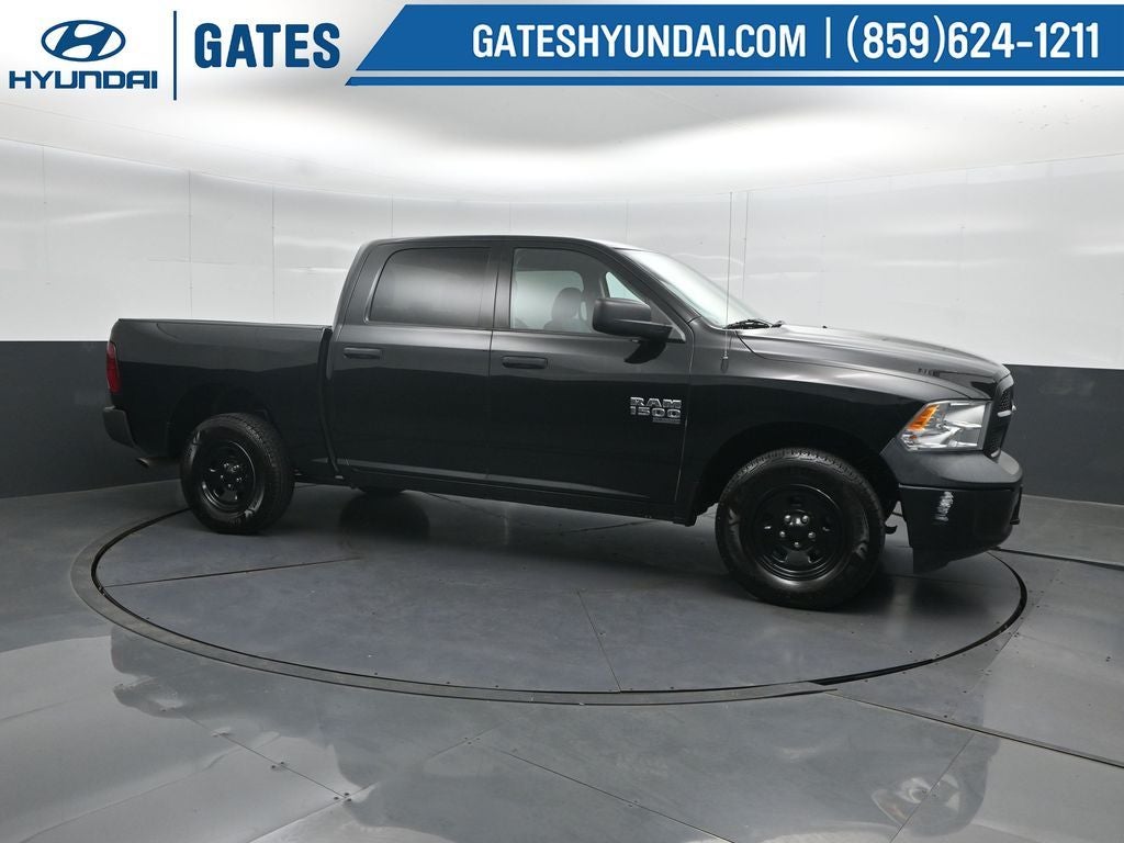 2019 RAM 1500 Classic Tradesman 4x4 Crew Cab 5'7's photo