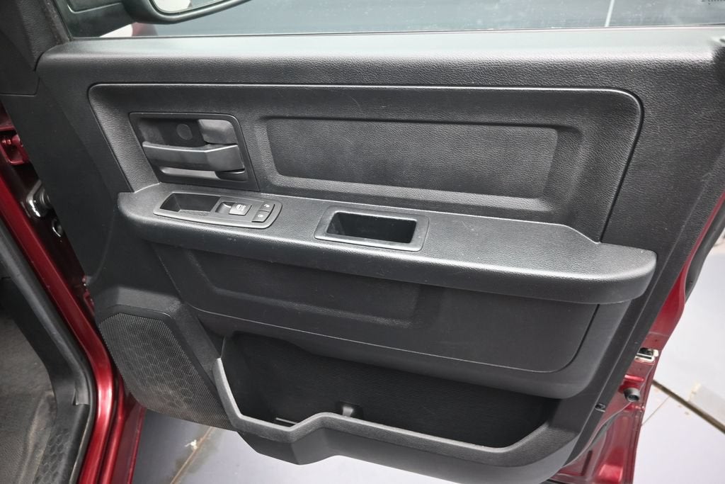 2016 RAM Ram 1500 Pickup Tradesman - Photo 27