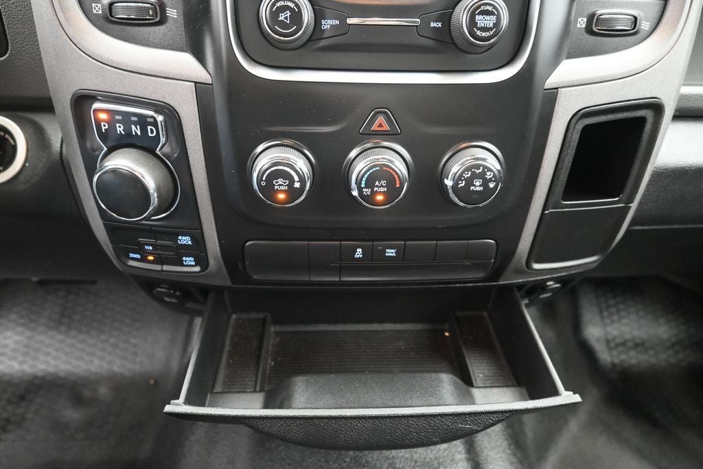 2016 RAM Ram 1500 Pickup Tradesman - Photo 16