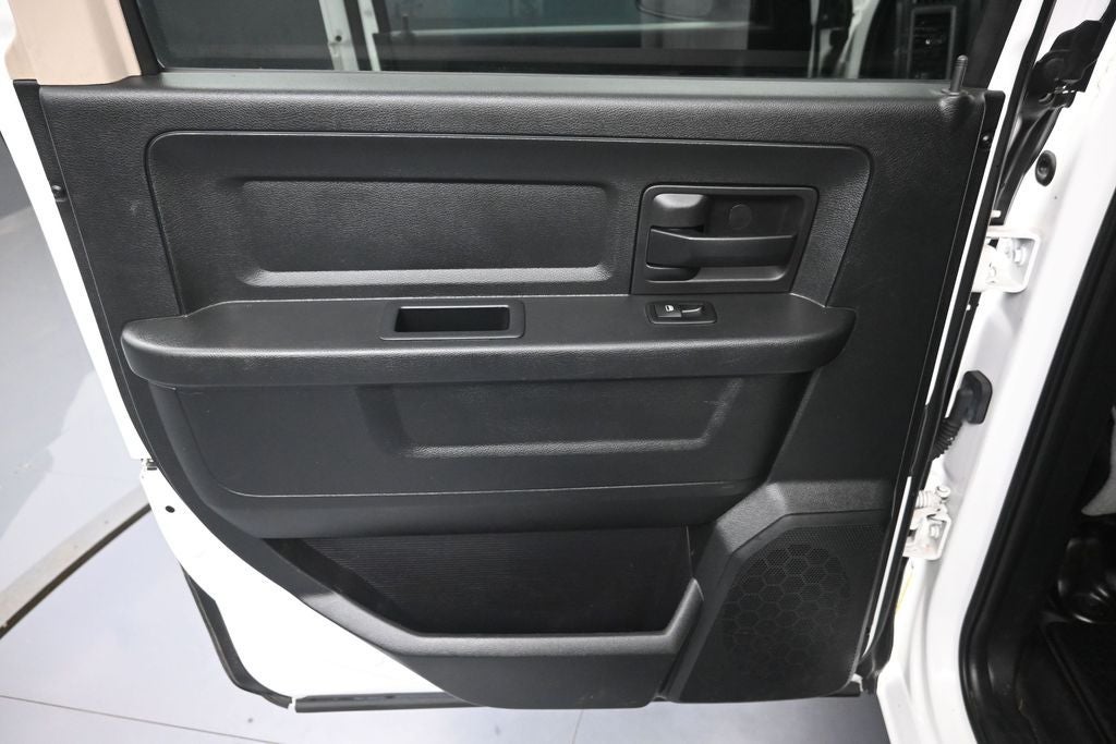 2016 RAM Ram 1500 Pickup Tradesman - Photo 24