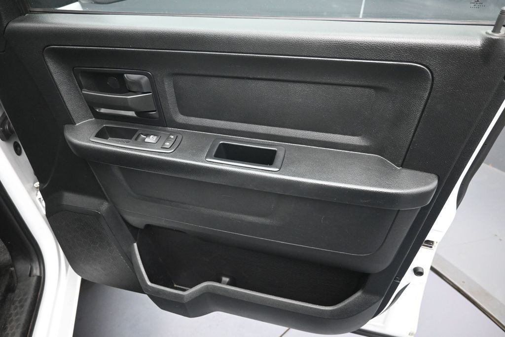 2016 RAM Ram 1500 Pickup Tradesman - Photo 27