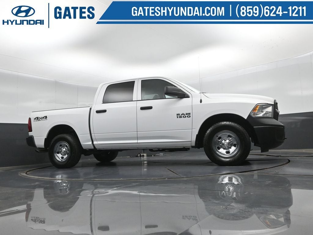 2016 RAM Ram 1500 Pickup Tradesman - Photo 34