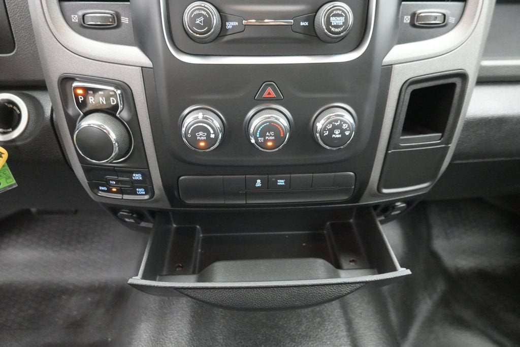 2016 RAM Ram 1500 Pickup Tradesman - Photo 16