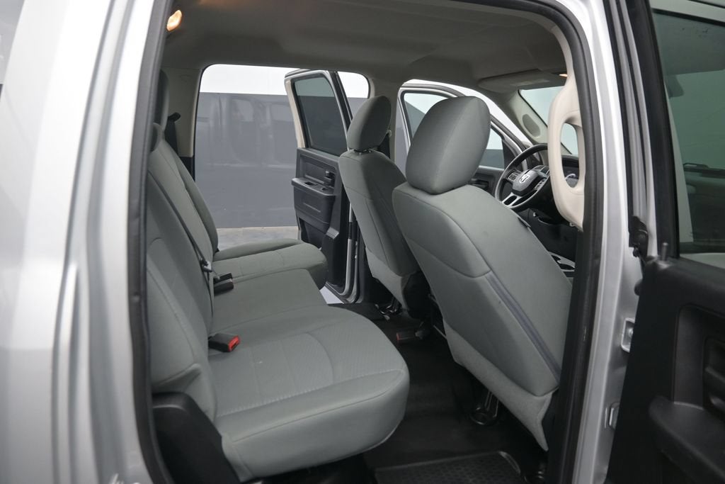 2016 RAM Ram 1500 Pickup Tradesman - Photo 25