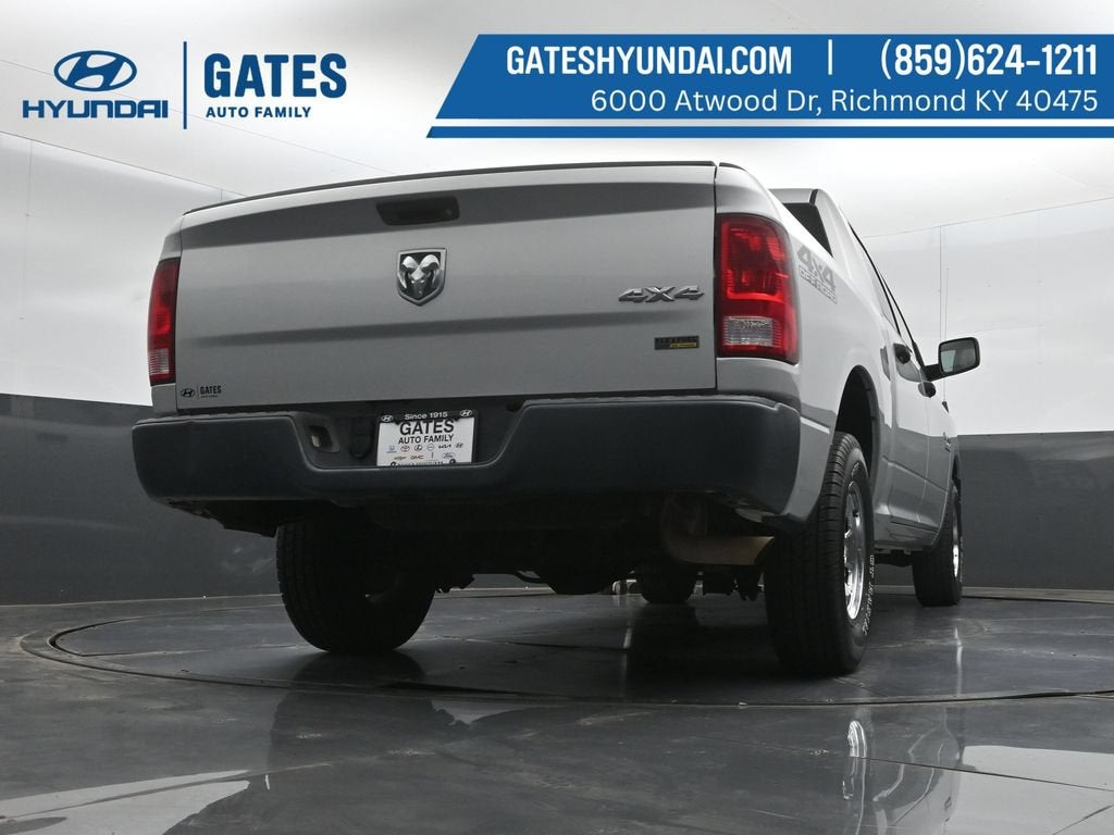 2016 RAM Ram 1500 Pickup Tradesman - Photo 31