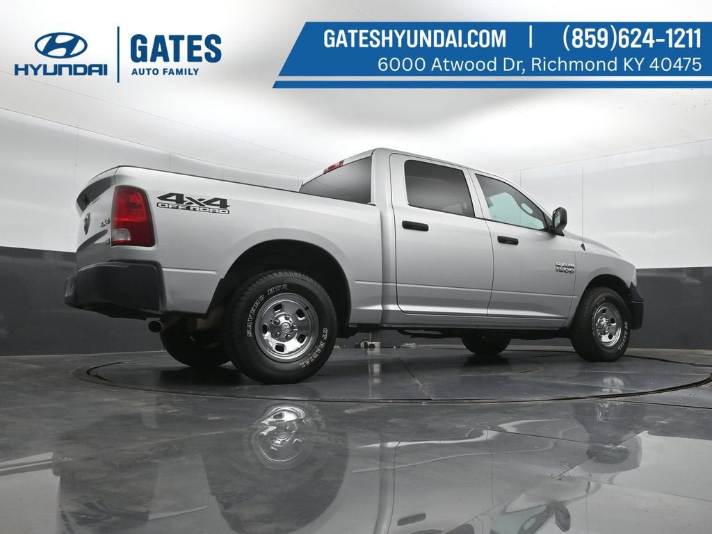 2016 RAM Ram 1500 Pickup Tradesman - Photo 32