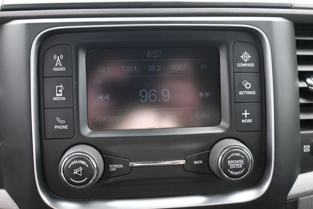 2016 RAM Ram 1500 Pickup Tradesman - Photo 15