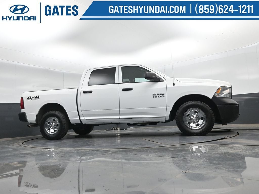 2016 RAM Ram 1500 Pickup Tradesman - Photo 34
