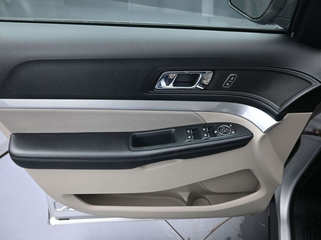 2018 Ford Explorer Base