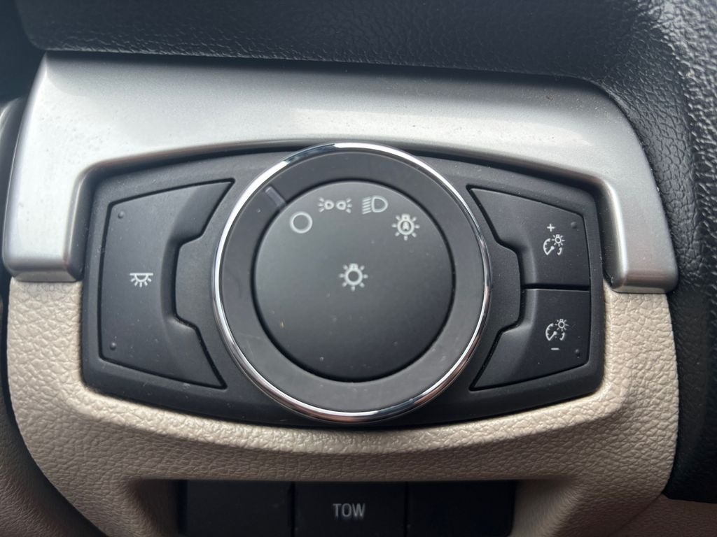 2018 Ford Explorer Base