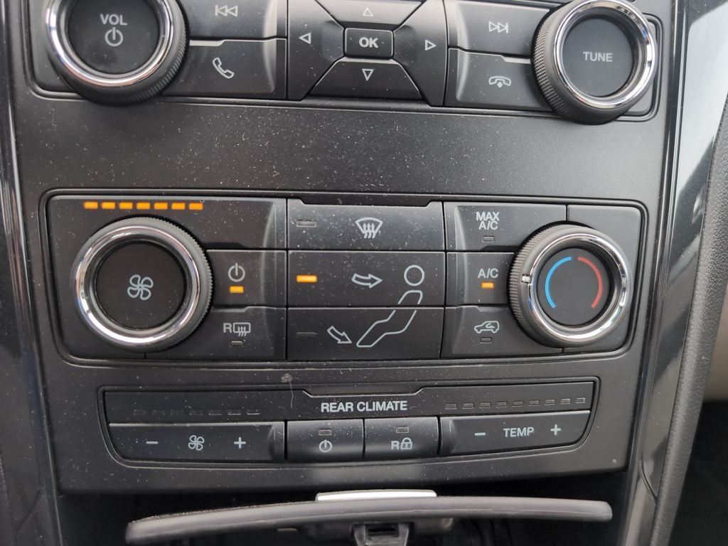 2018 Ford Explorer Base