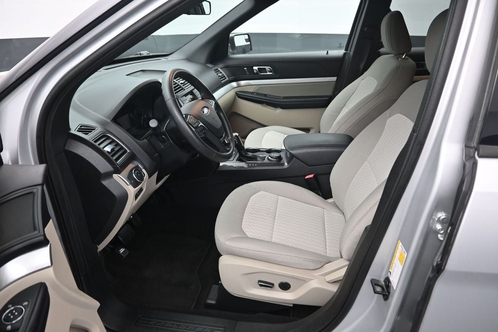 2018 Ford Explorer Base - Photo 9