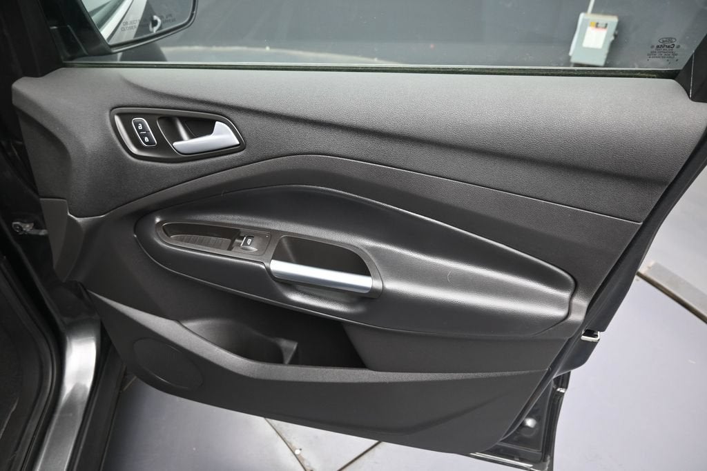 2019 Ford Escape SE - Photo 30