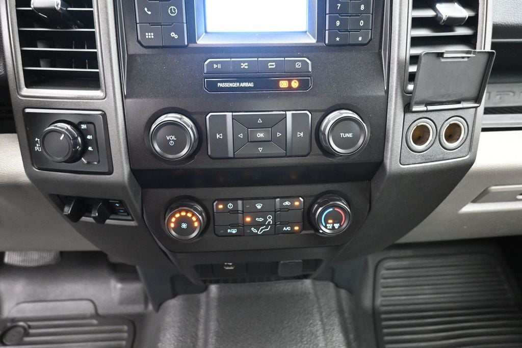 2022 Ford F-350 Super Duty XL - Photo 16