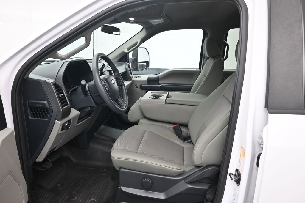 2022 Ford F-350 Super Duty XL - Photo 9
