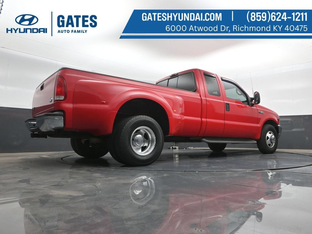 2001 Ford F-350SD Lariat DRW