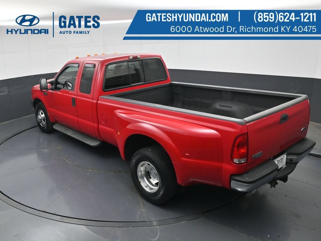2001 Ford F-350SD Lariat DRW