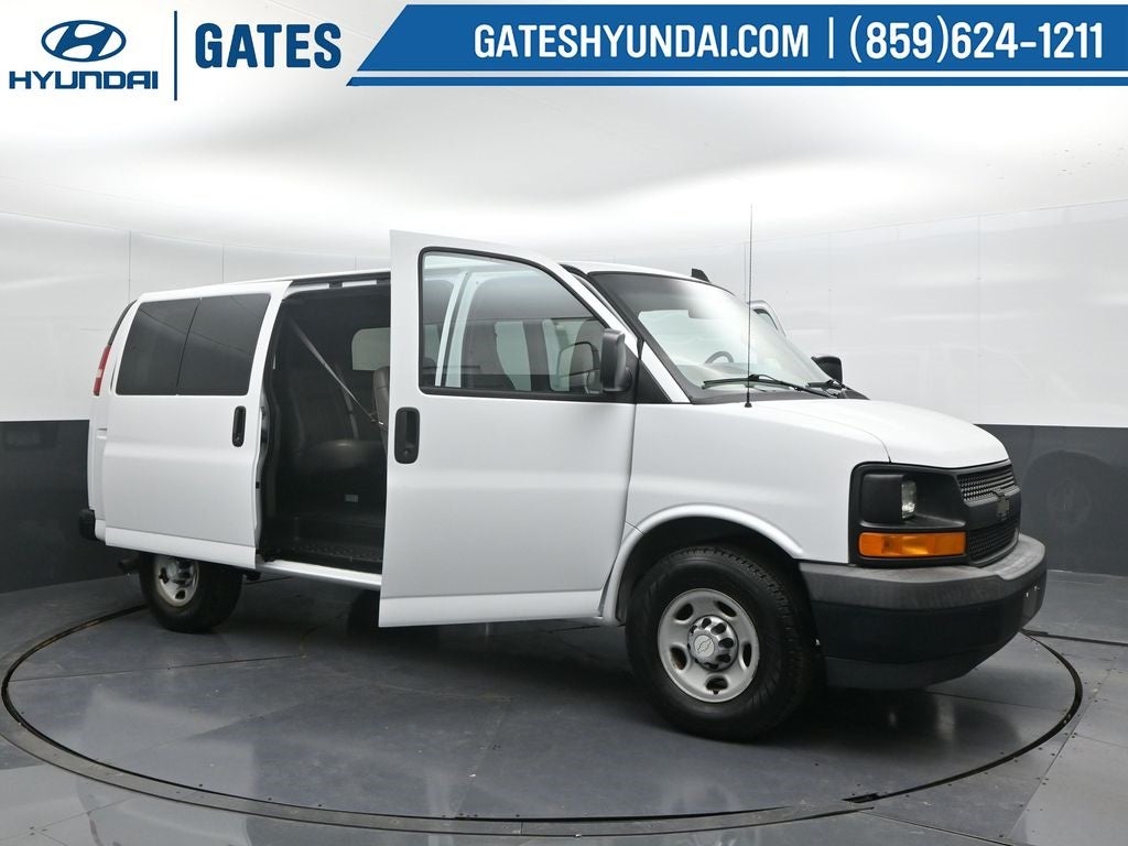 2017 Chevrolet Express 2500 LS Passenger