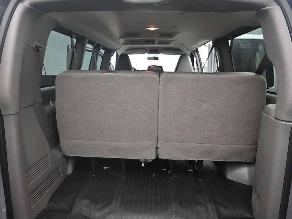 2017 Chevrolet Express 2500 LS Passenger
