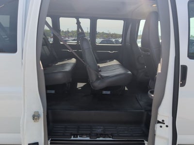 2017 Chevrolet Express 3500 LS Passenger