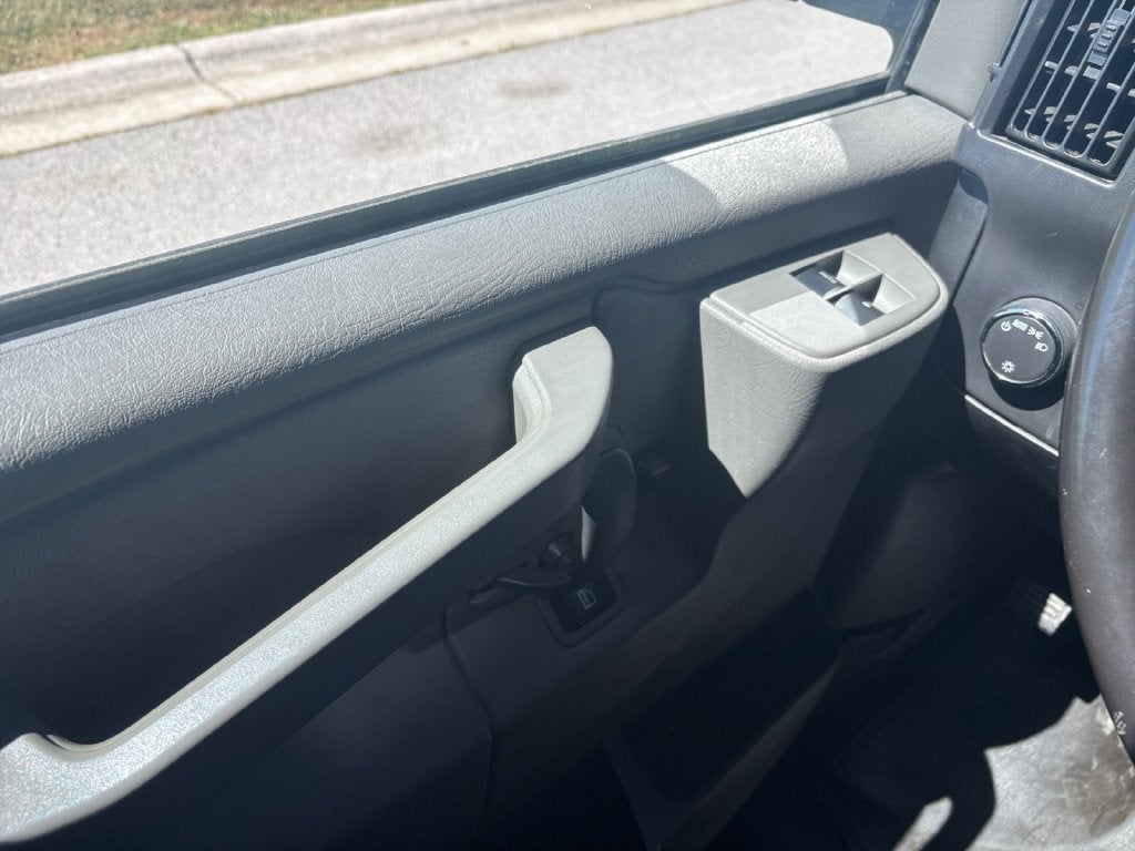 2016 Chevrolet Express 3500 LT Passenger