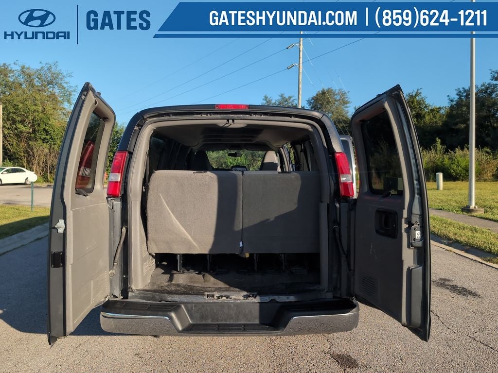 2016 Chevrolet Express 3500 LT Passenger