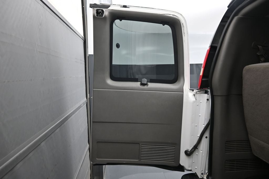 2019 Chevrolet Express 3500 LT Passenger