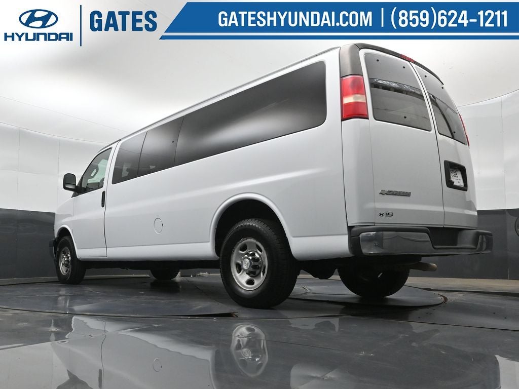 2019 Chevrolet Express 3500 LT Passenger