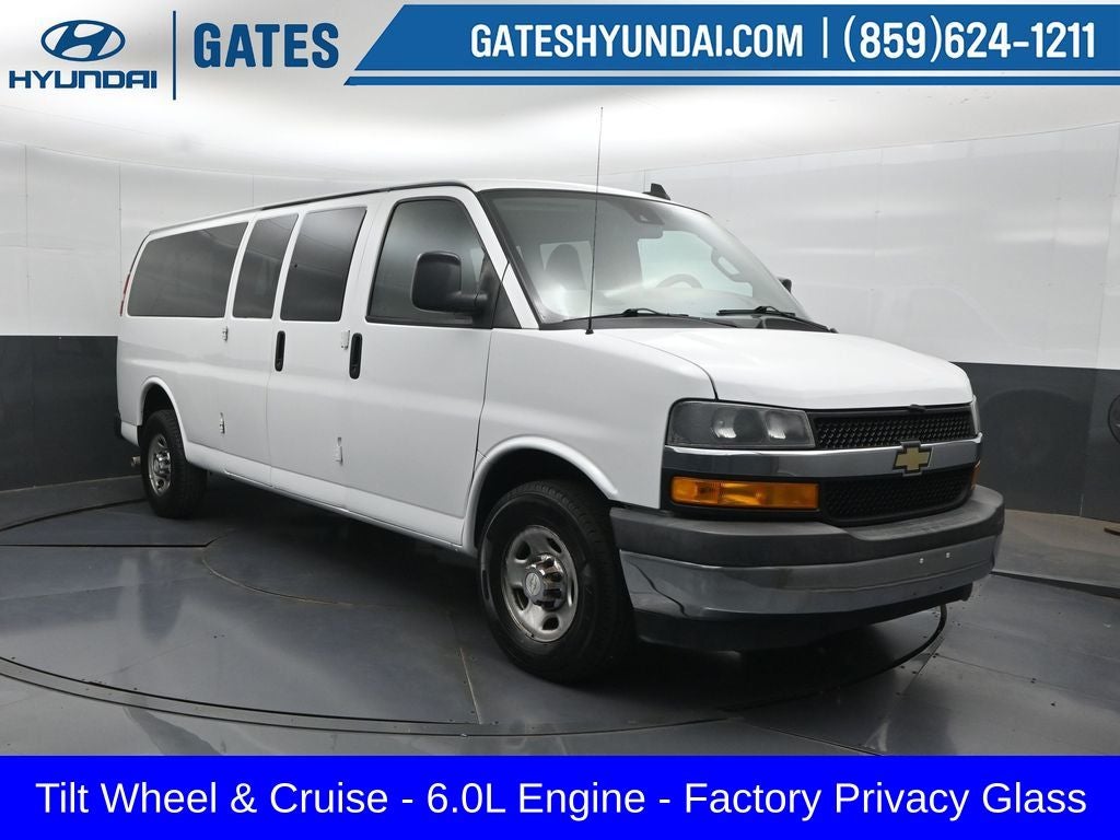 2019 Chevrolet Express 3500 LT Passenger