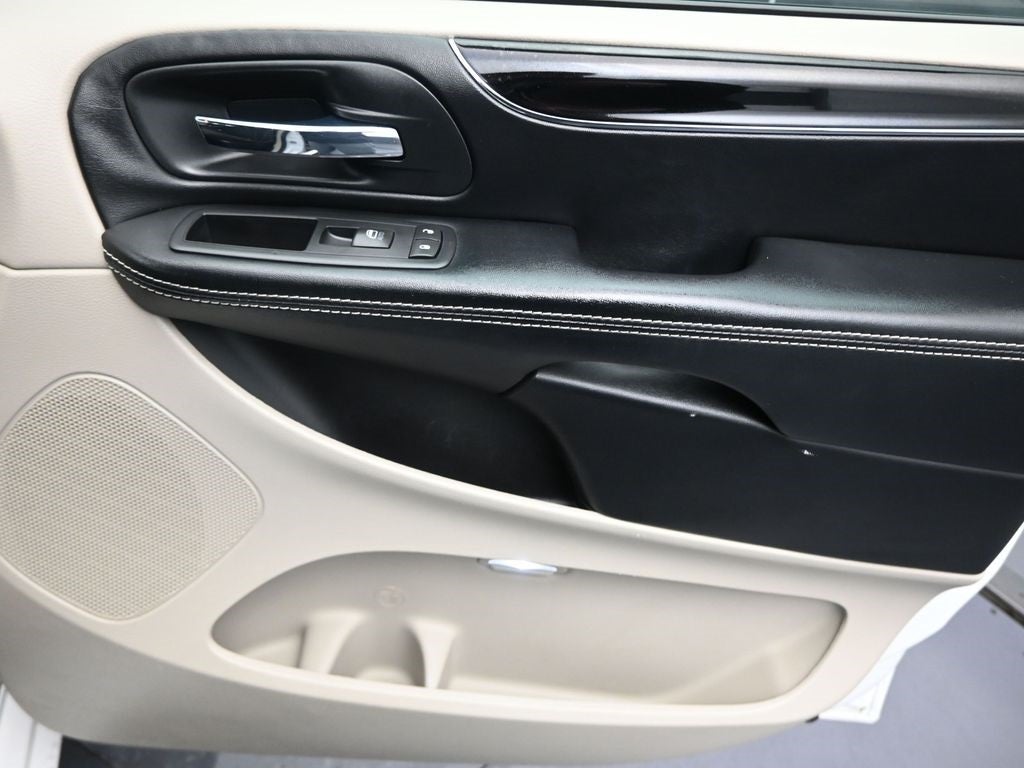 2016 Dodge Grand Caravan SE Plus