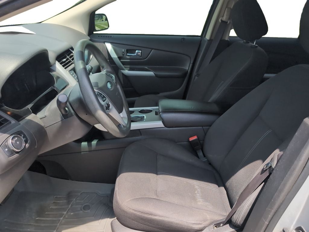 2014 Ford Edge SE - Photo 8