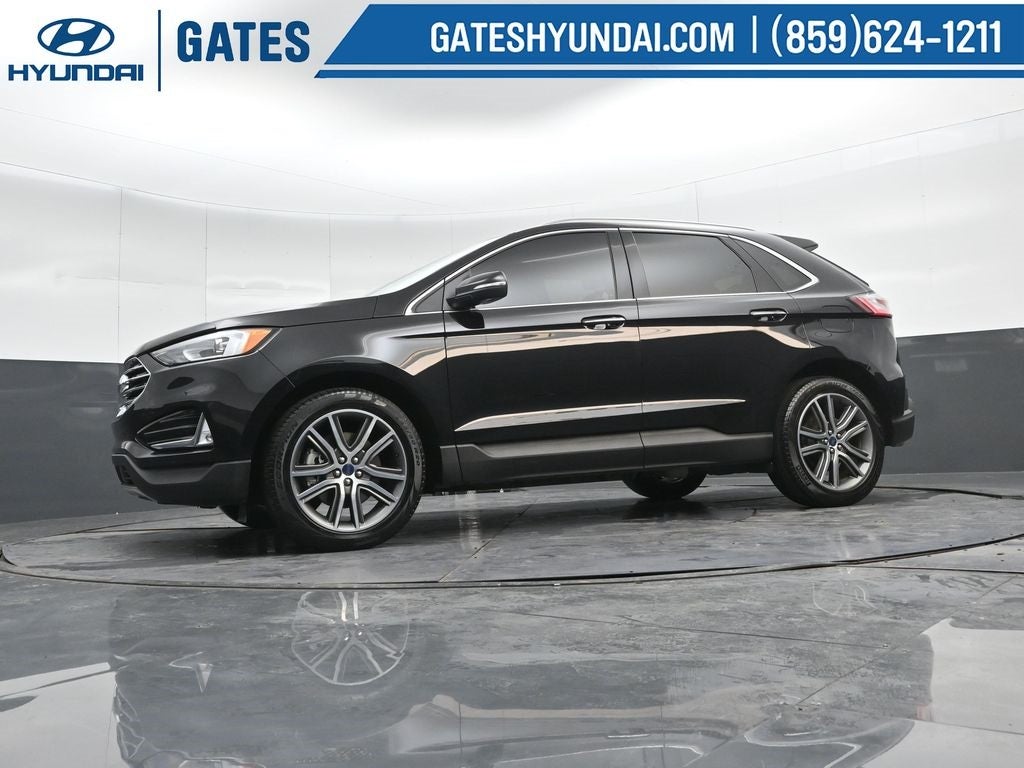 2020 Ford Edge Titanium