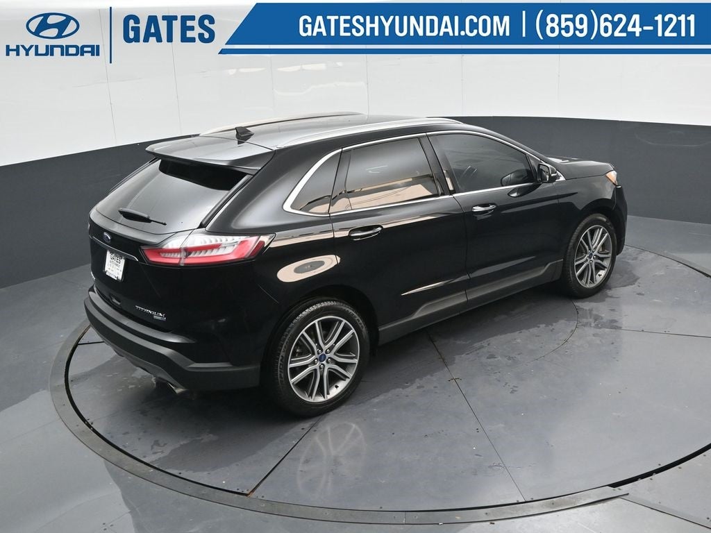 2020 Ford Edge Titanium