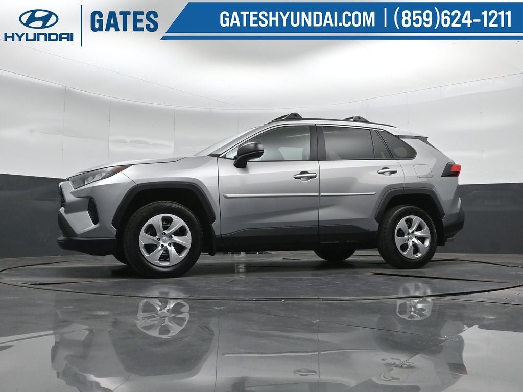 2021 Toyota RAV4 LE - Photo 37