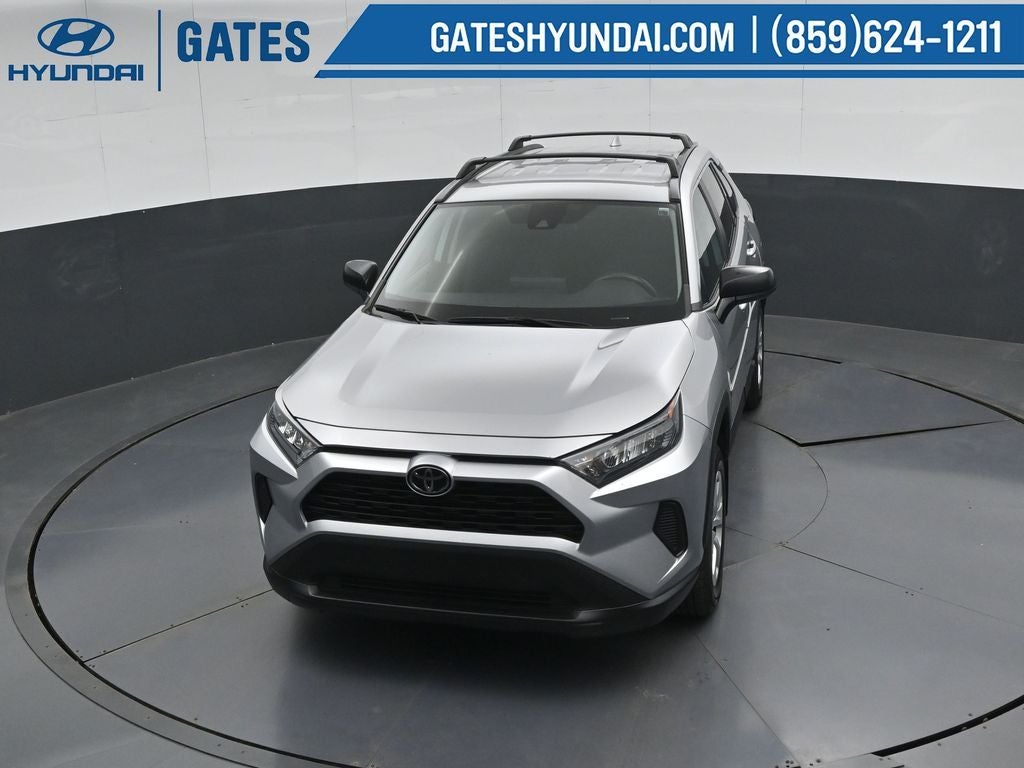 2021 Toyota RAV4 LE - Photo 44