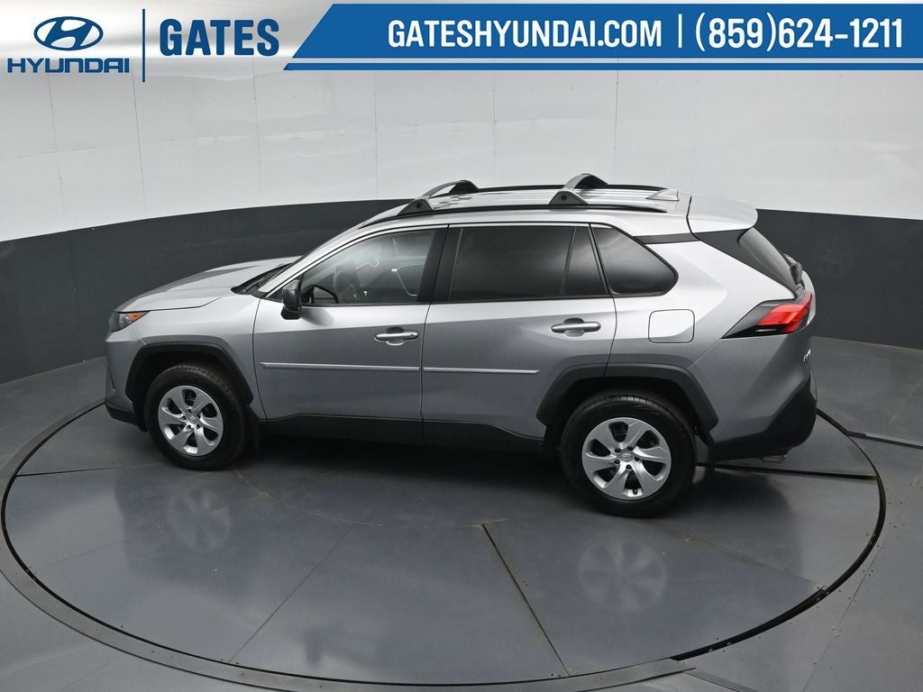 2021 Toyota RAV4 LE - Photo 46