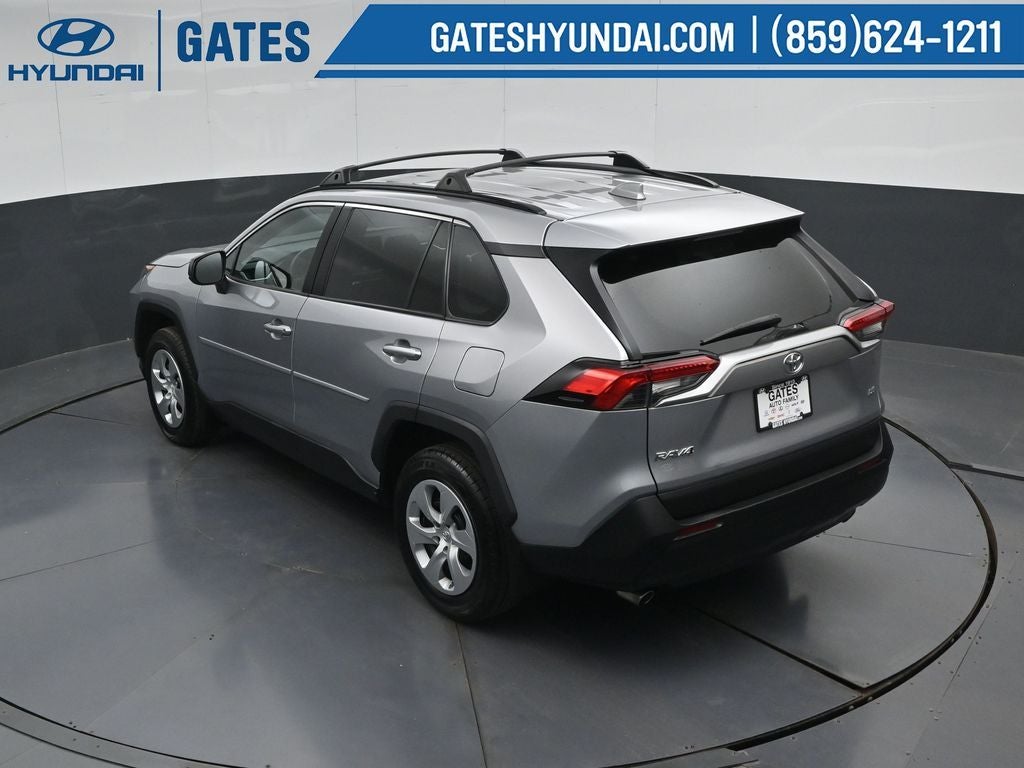 2021 Toyota RAV4 LE - Photo 47