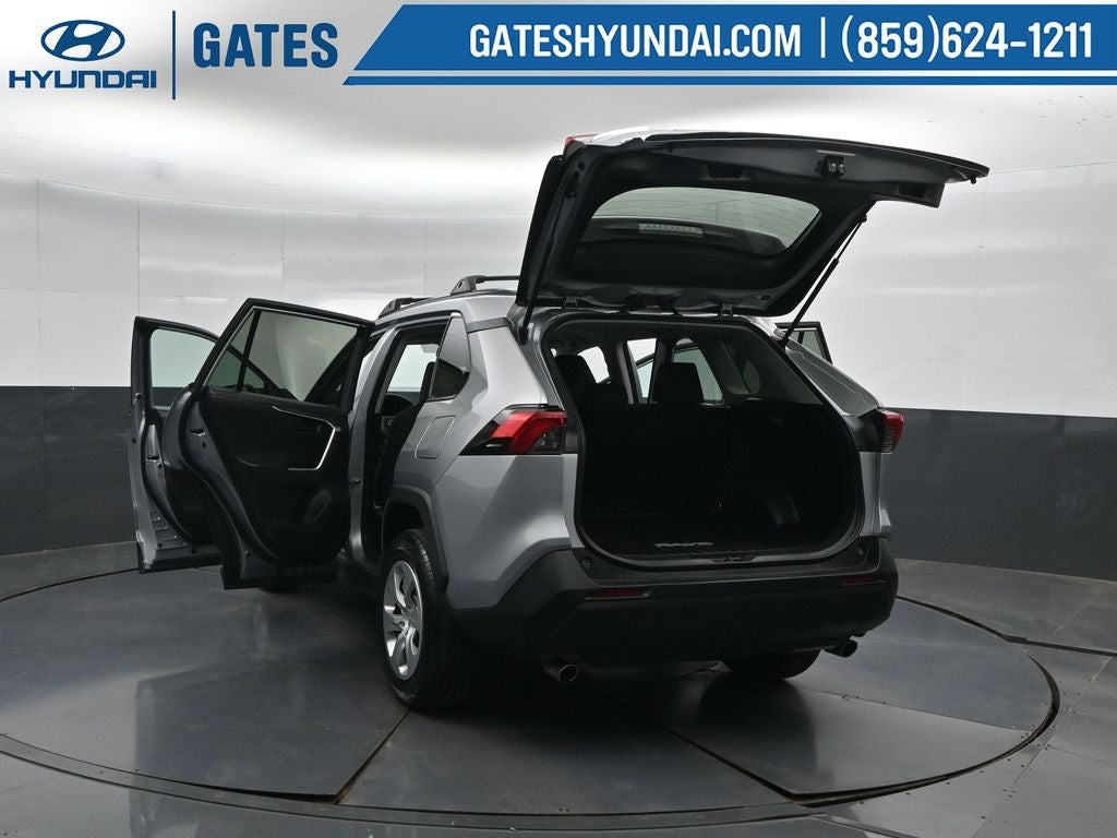 2021 Toyota RAV4 LE - Photo 51