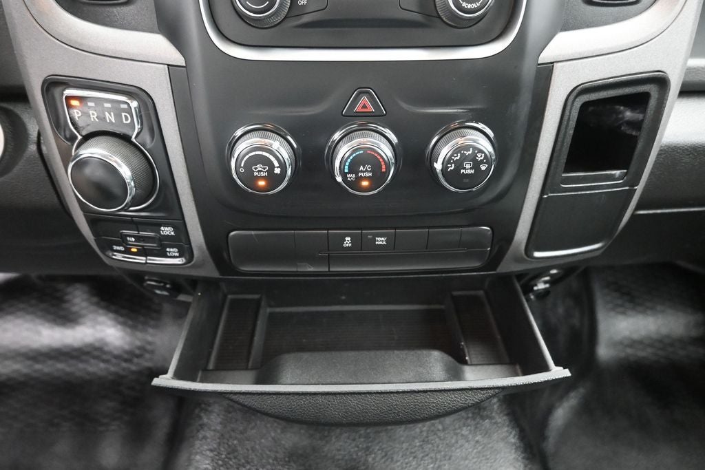 2017 RAM Ram 1500 Pickup Tradesman - Photo 15
