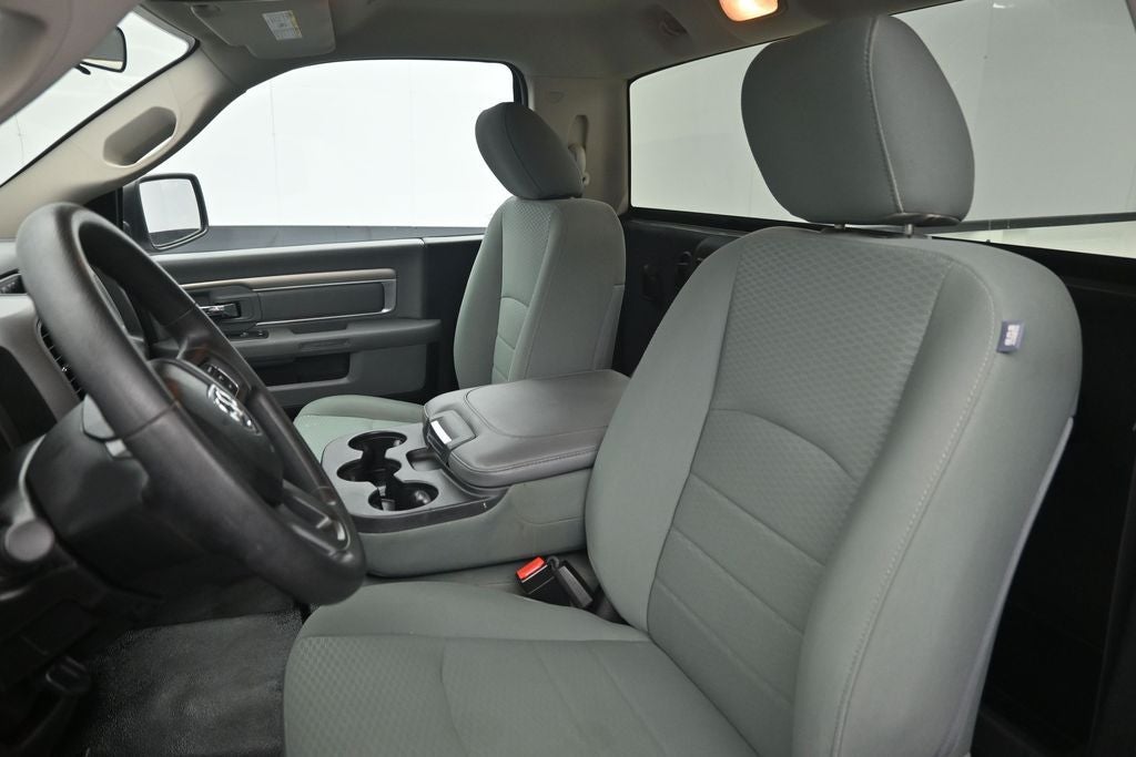 2017 RAM Ram 1500 Pickup Tradesman - Photo 18
