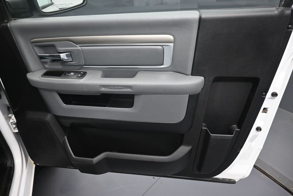 2017 RAM Ram 1500 Pickup Tradesman - Photo 23