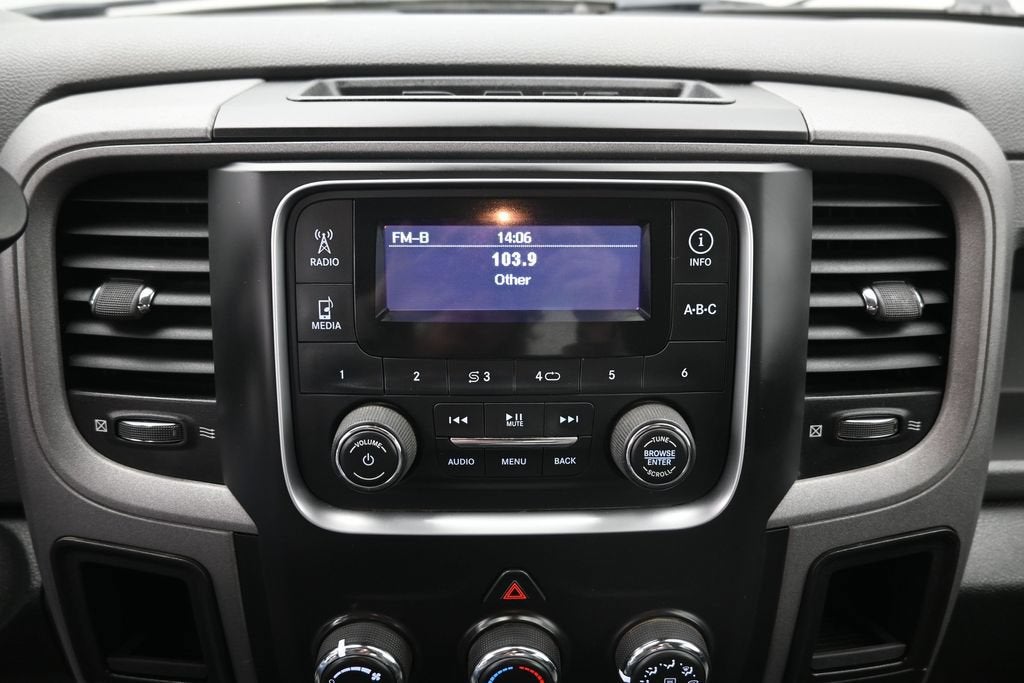 2015 RAM Ram 2500 Pickup Tradesman - Photo 13