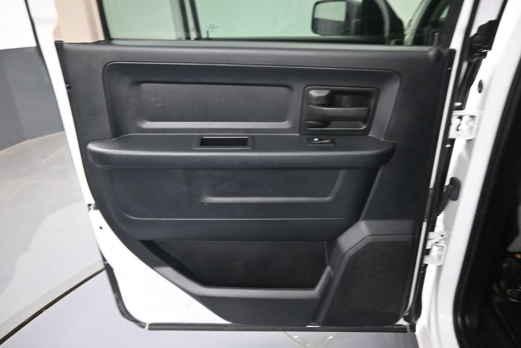 2015 RAM Ram 2500 Pickup Tradesman - Photo 23