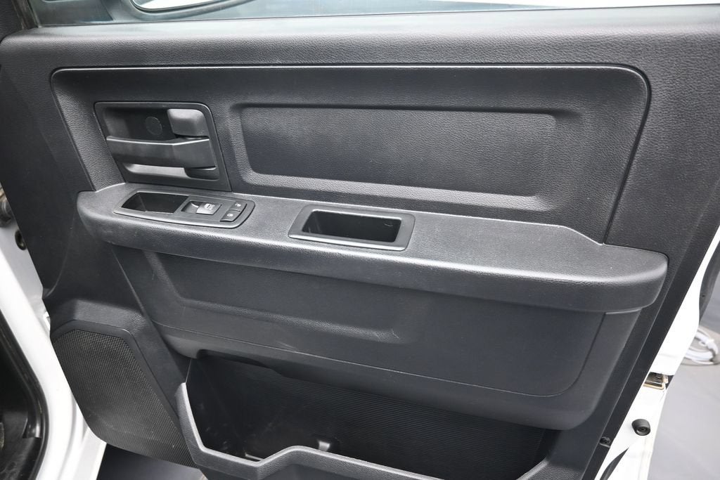 2015 RAM Ram 2500 Pickup Tradesman - Photo 27