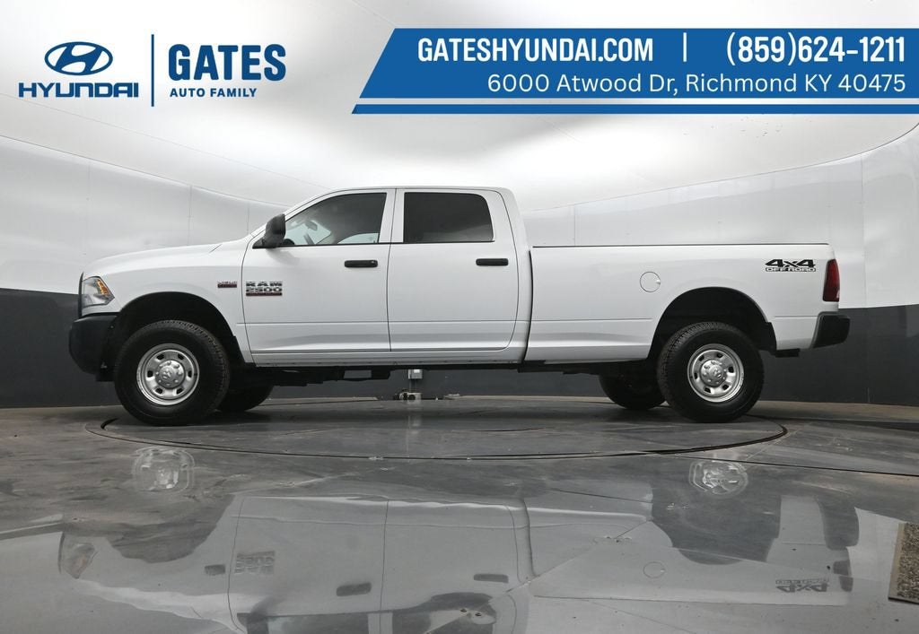 2015 RAM Ram 2500 Pickup Tradesman - Photo 37