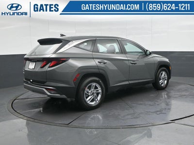 2026 Hyundai TUCSON SE FWD