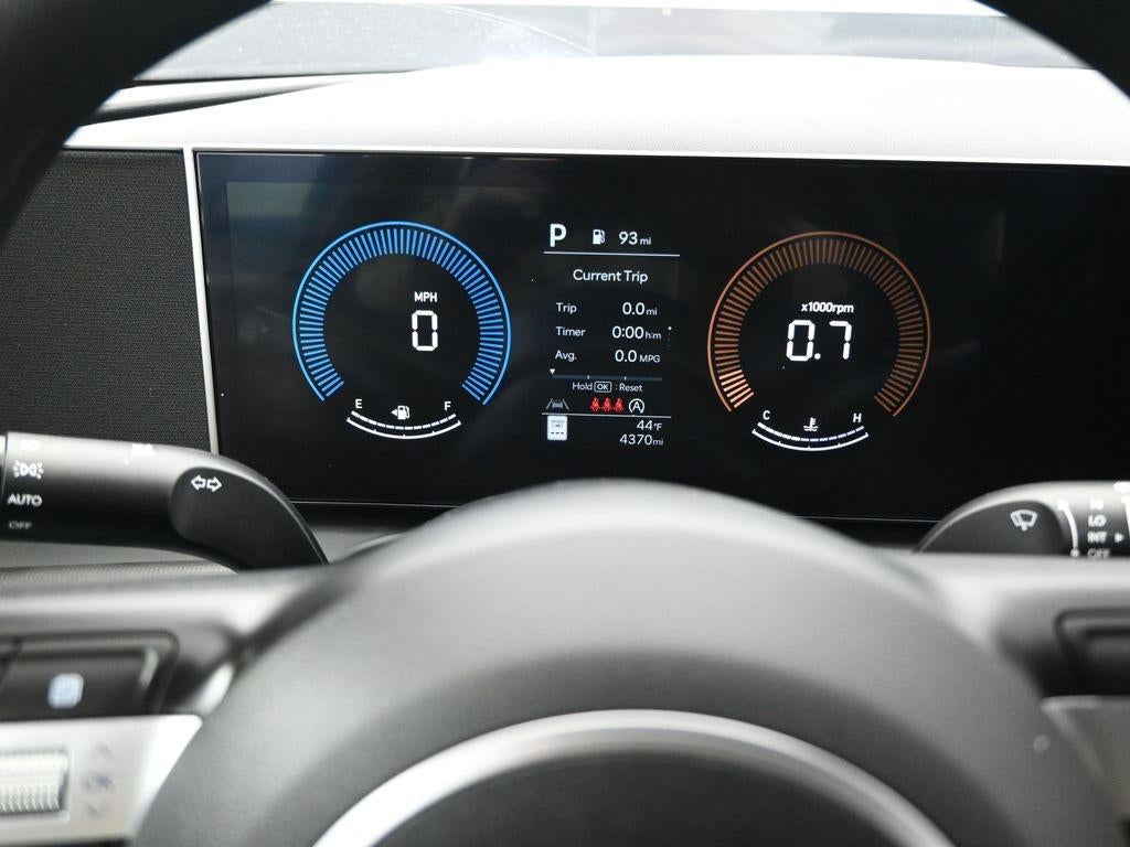 2025 Hyundai TUCSON SE FWD