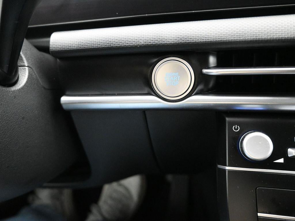 2025 Hyundai TUCSON SE FWD