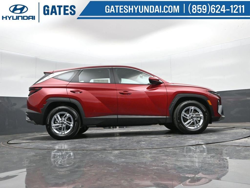 2025 Hyundai TUCSON SE FWD