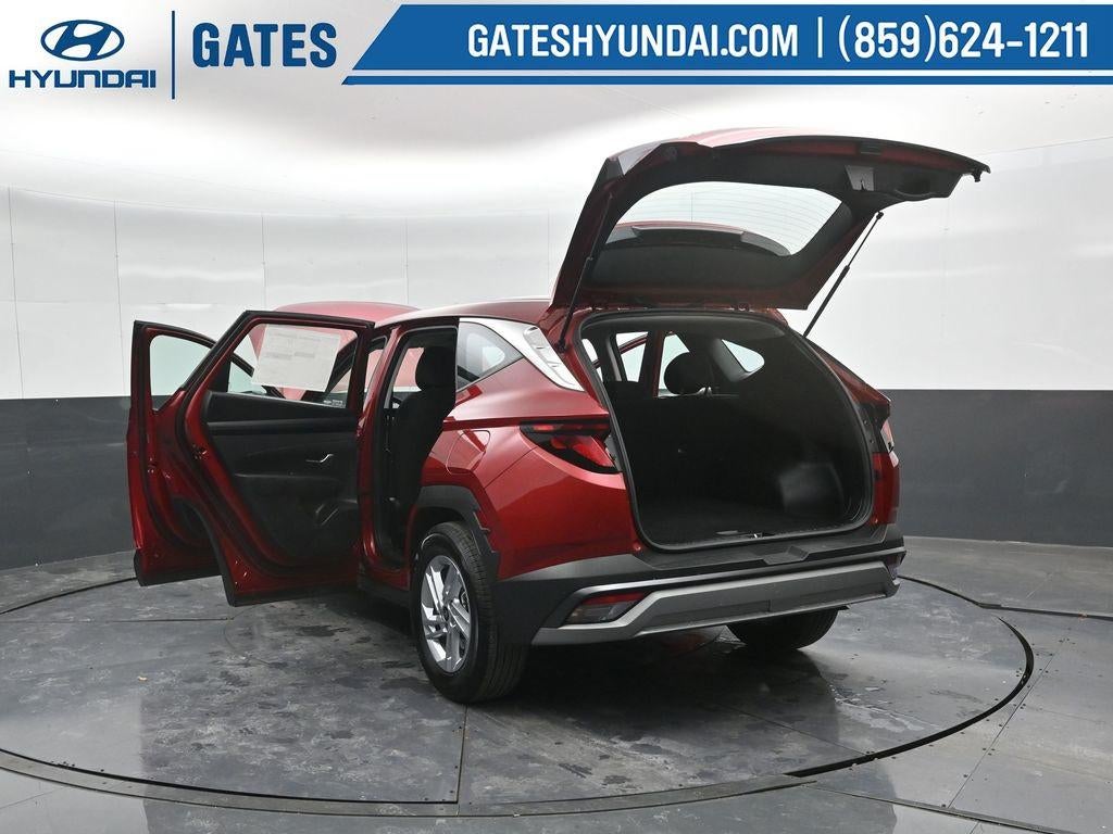 2025 Hyundai TUCSON SE FWD